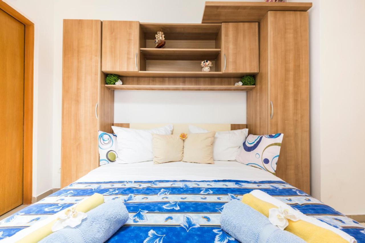 Apartmani I Soba Roberto I Mirjana Valun Dış mekan fotoğraf