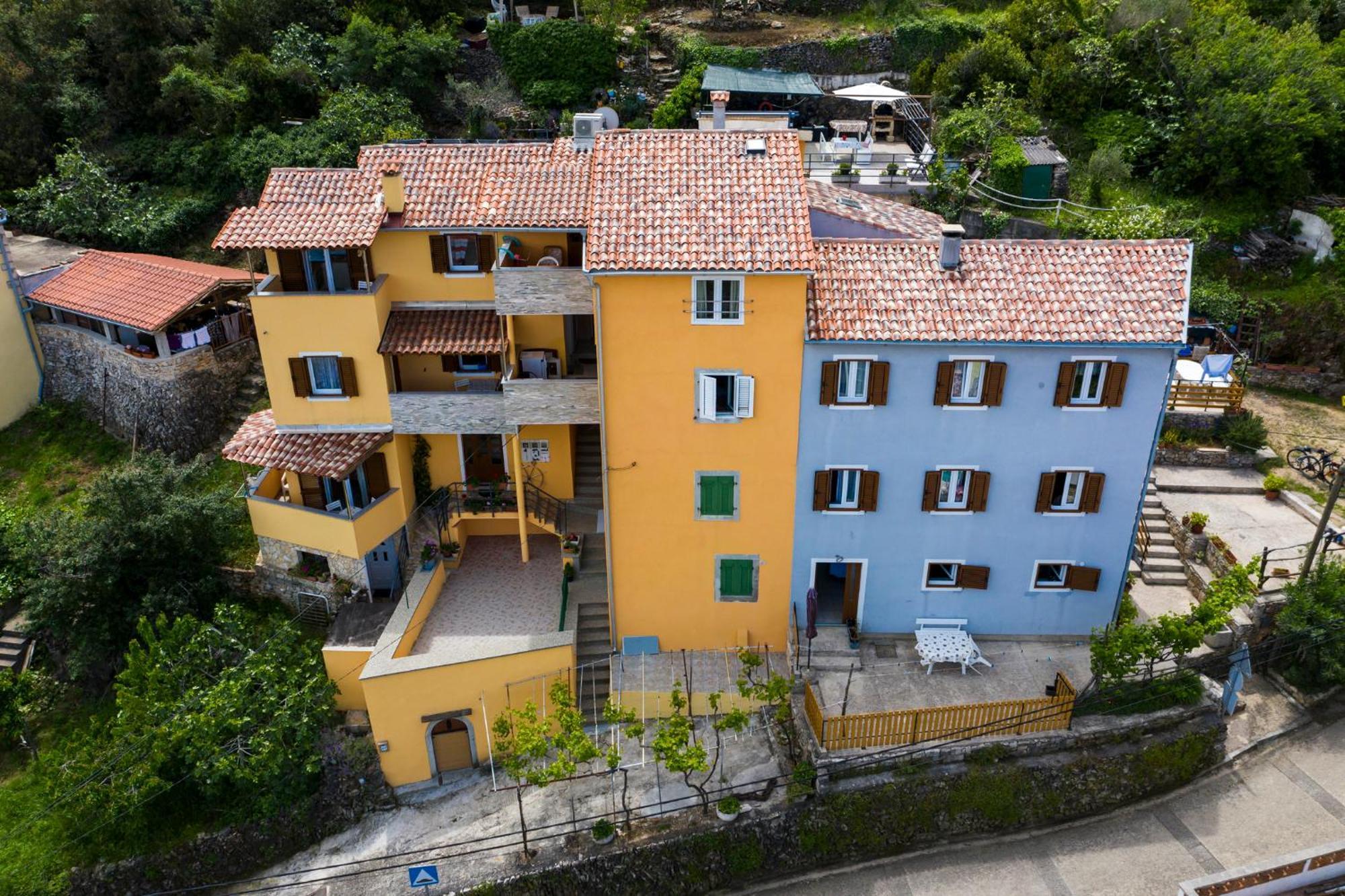 Apartmani I Soba Roberto I Mirjana Valun Dış mekan fotoğraf